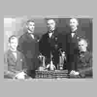 111-3214 Ruderclub Wehlau - Vierer mit Steuermann. Otto Huhn, Herr Wanning, Horst Kuhnert, Boehm und der Steuermann.jpg